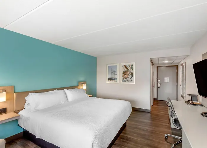 The Harborview On Lake Michigan, An Ascend Collection Hotel